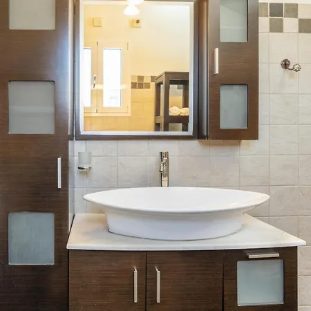 Urban Break 6 * Argostoli (Kefalonia)