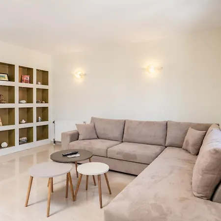 Apartment Urban Break 6 *